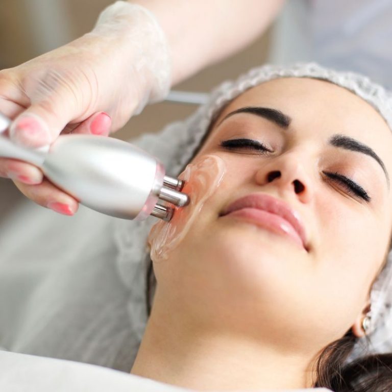 Radiofrecuencia Facial Luxxia Clinic Barcelona